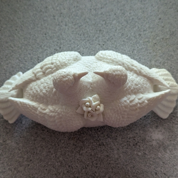2 Doves Lidded Trinket Tray Dish by Albert Price Products - Picture 5 of 6